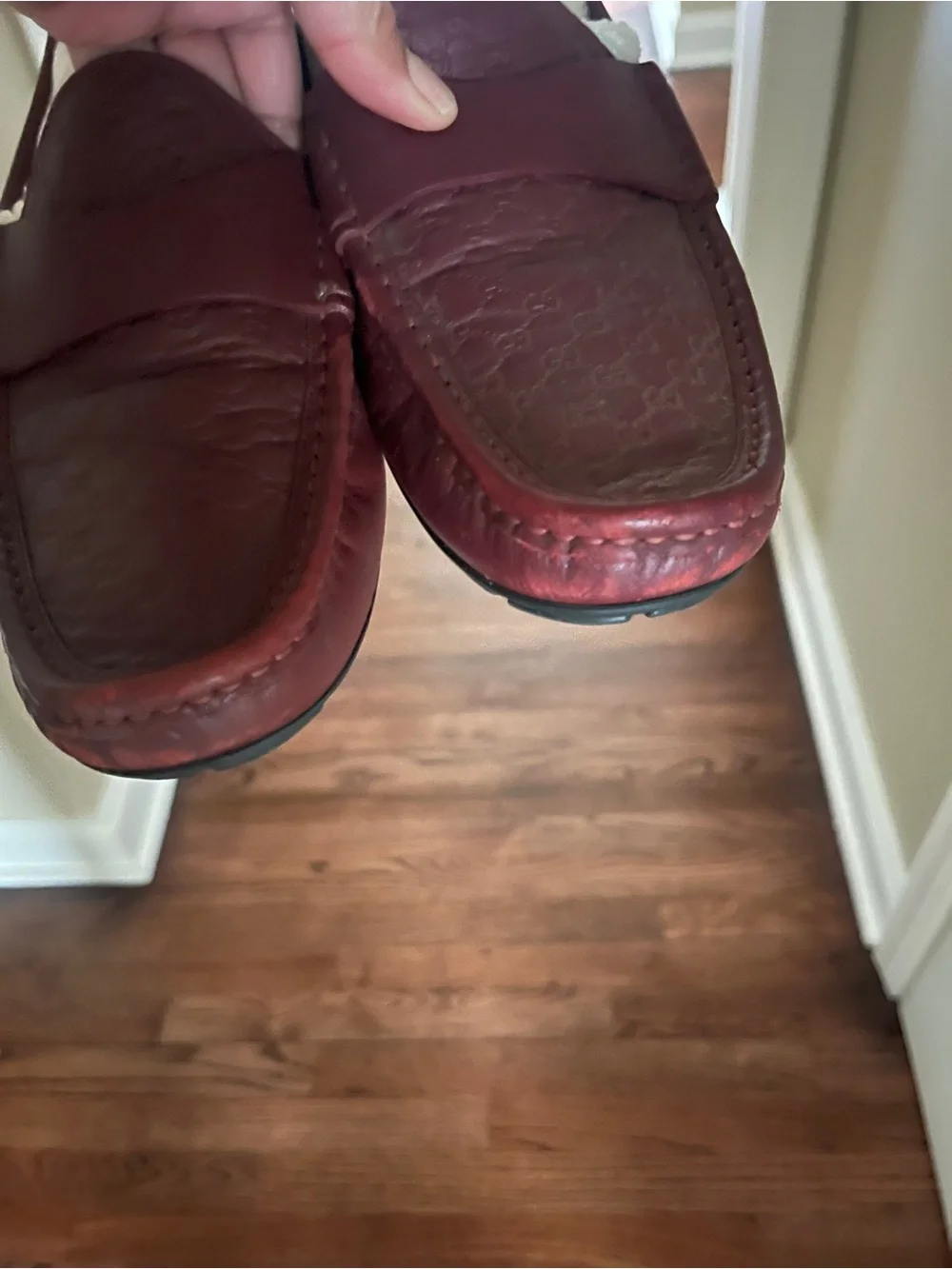 Gucci Men's Size 9.5 Burgundy Leather Penny Loafers